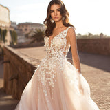 A-Line/Princess Sweep/Brush Train V-neck Applique Tulle Short Sleeves Wedding Dresses