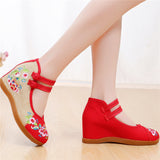 Simple Peony Embroidery High Heel Loafers Shopvhs.com