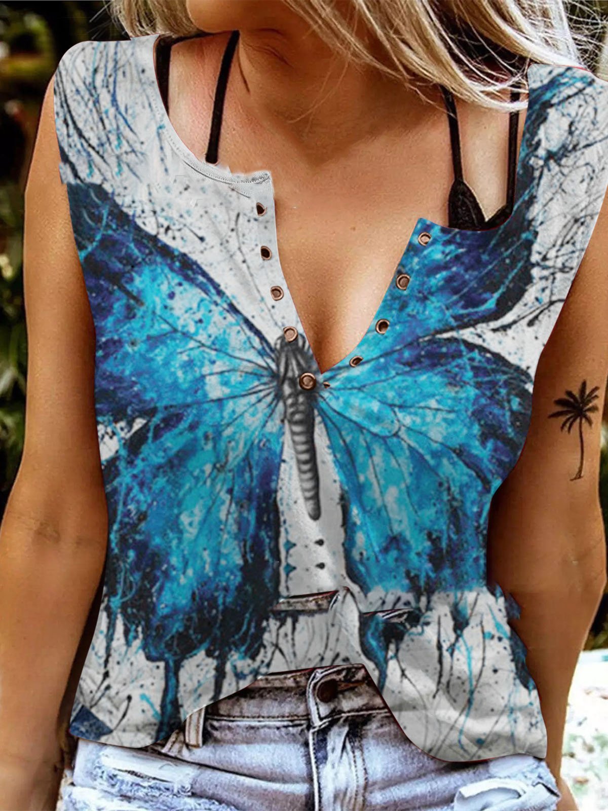 Sleeveless V-neck Butterfly Print Tank Top Shopvhs.com